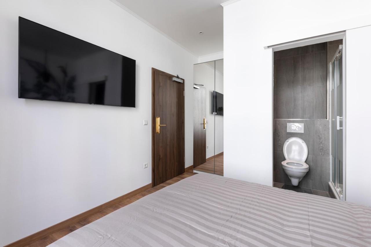 Iqs Rooms - Chambre Double Avec Salle De Bain Люксембург Экстерьер фото